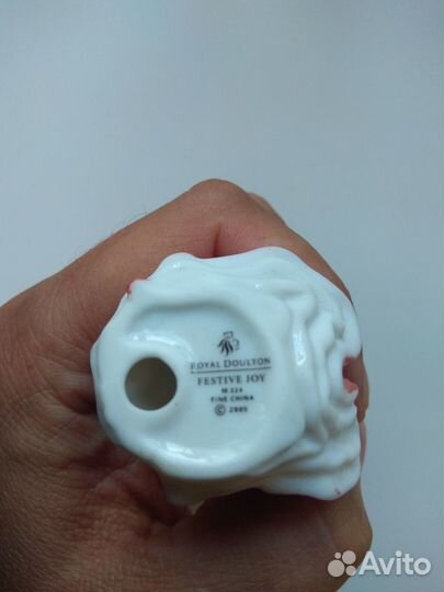 Статуэтка фарфор