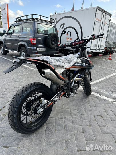 Мотоцикл Avantis A7 New Motard 182FMM птс