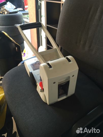 Б/У Дырокол novus B2200, серый