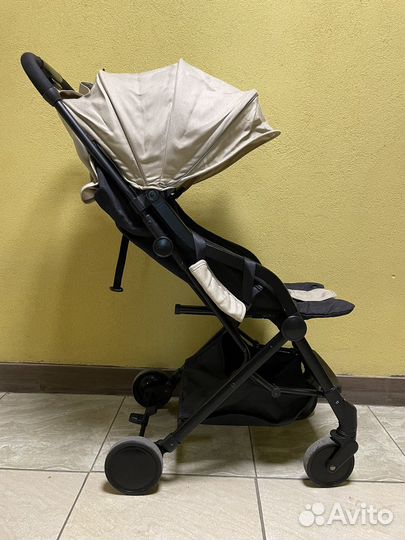 Коляска прогулочная McCan