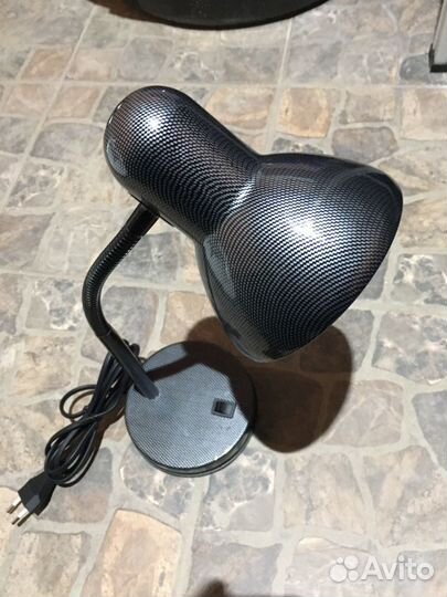 Лампа на гибком держателе