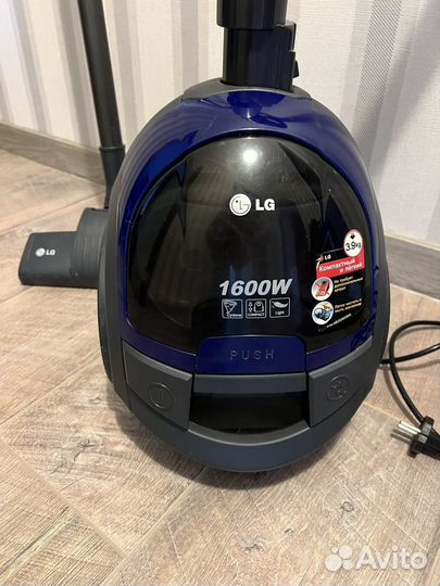Пылесос LG VC61161N