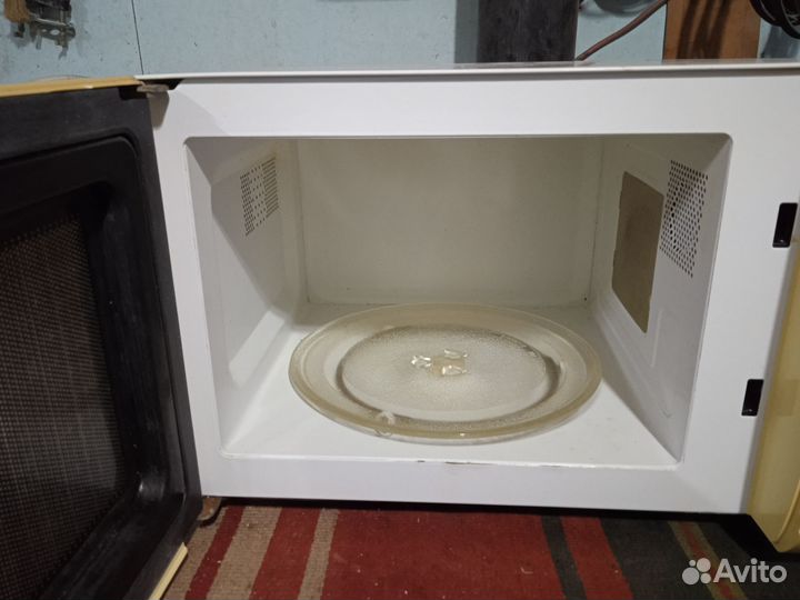 Микроволновая печь