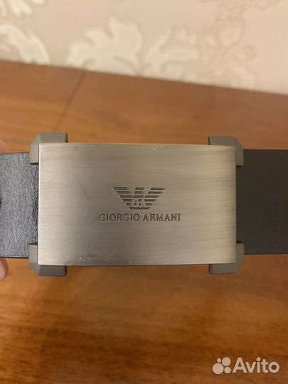 Мужской кожаный ремень черный