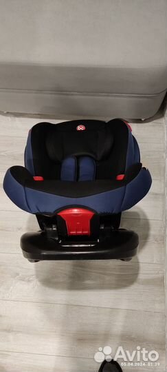 Автомобильное детское кресло