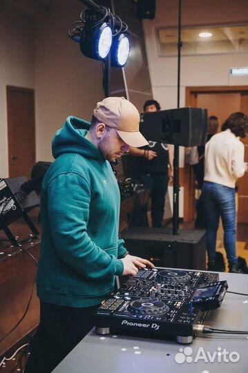 Аренда звукового и светового оборудования праздник