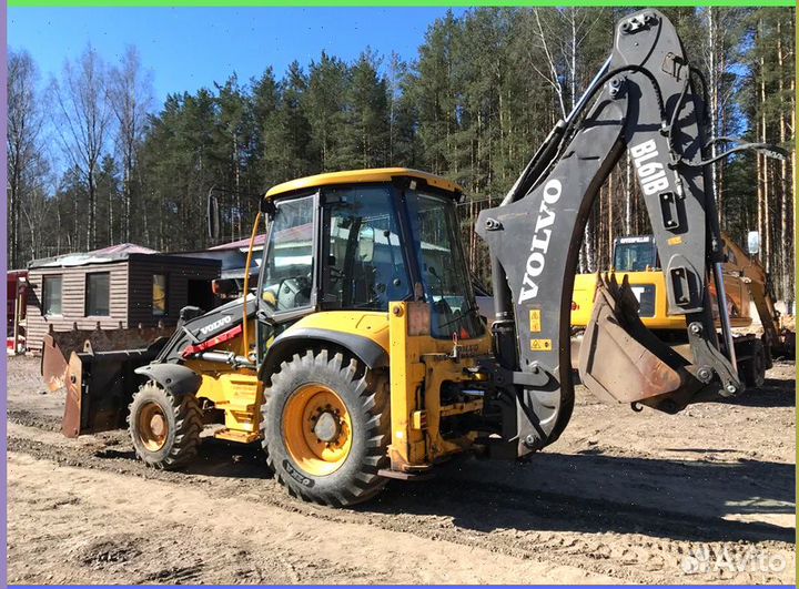 Стекло на экскаватор Volvo BL61 BL71