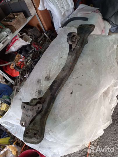 Mitsubishi space runner 95 г.в.рест