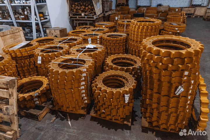 Звездочка R9324000M01 EC250DL CH