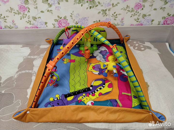 Развивающий коврик tiny love