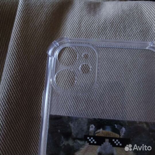Чехол на iPhone 11 прозрачный с капибарой