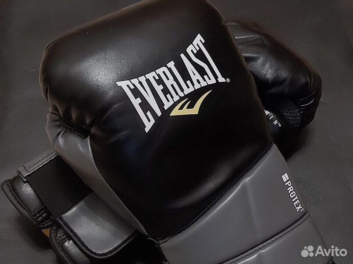 Боксерские перчатки 12 oz everlast