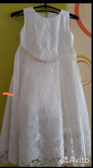 Платье для девочки новое