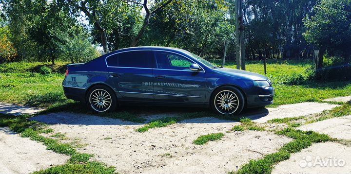 Volkswagen Passat 1.8 AT, 2008, битый, 215 000 км