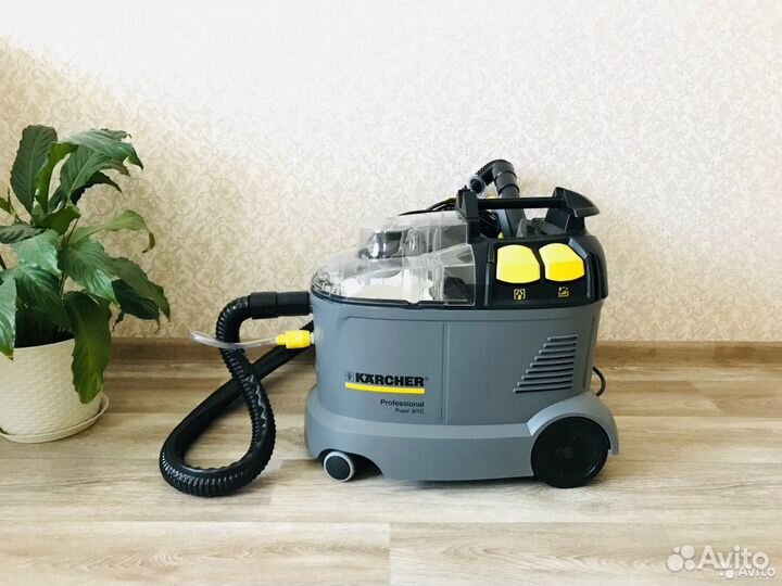 Профессиональный моющий пылесос Karcher