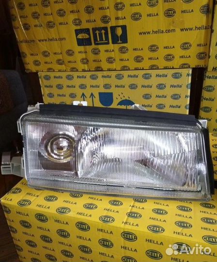 Фары Skoda Octavia 1U 97/00 г.г. новые