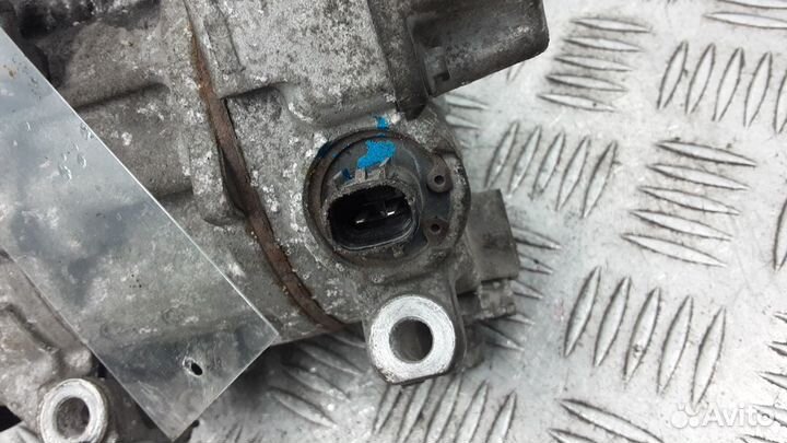 Компрессор кондиционера Toyota Auris 2008