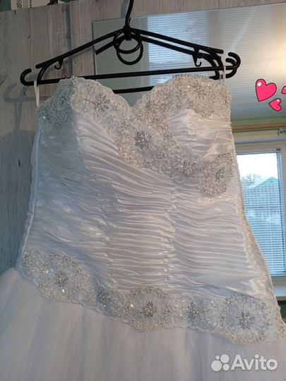 Свадебные платья