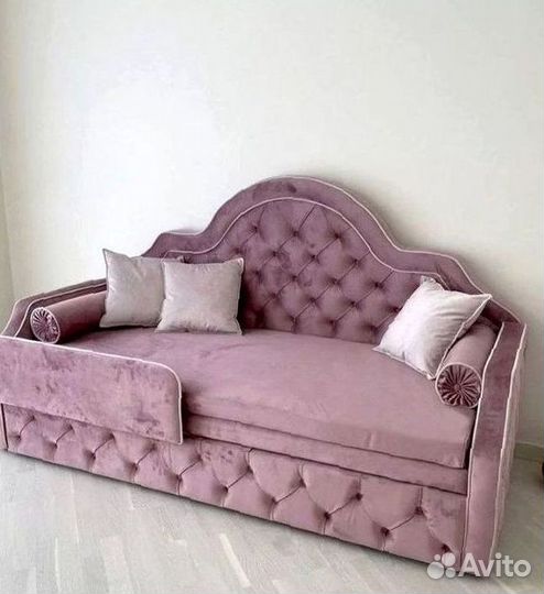 Кровать диван детская мягкая