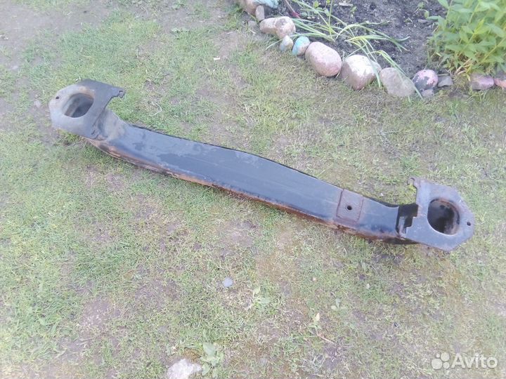 Усилитель переднего бампера Ford Mondeo 3