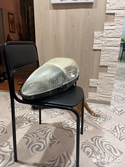 Фара правая fiat grand punto 2008