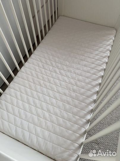 Детская кровать IKEA с матрасом