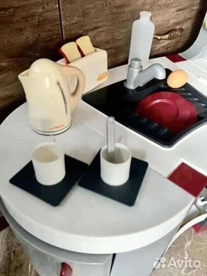 Игрушечная кухня