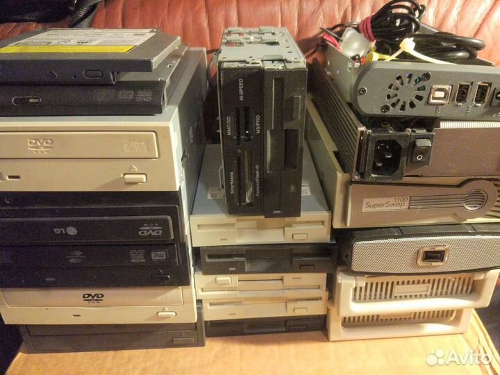 Привод DVD-RW, контейнеры и другие