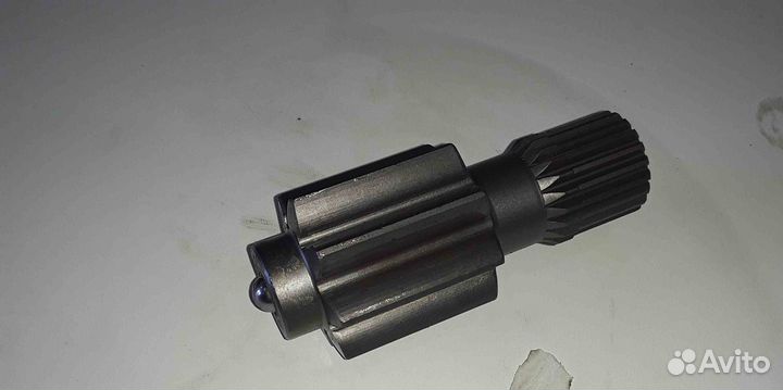 Вал шестерня xkah-00445 Hyundai R250LC-7