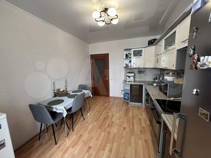 2-к. квартира, 60 м², 5/6 эт.