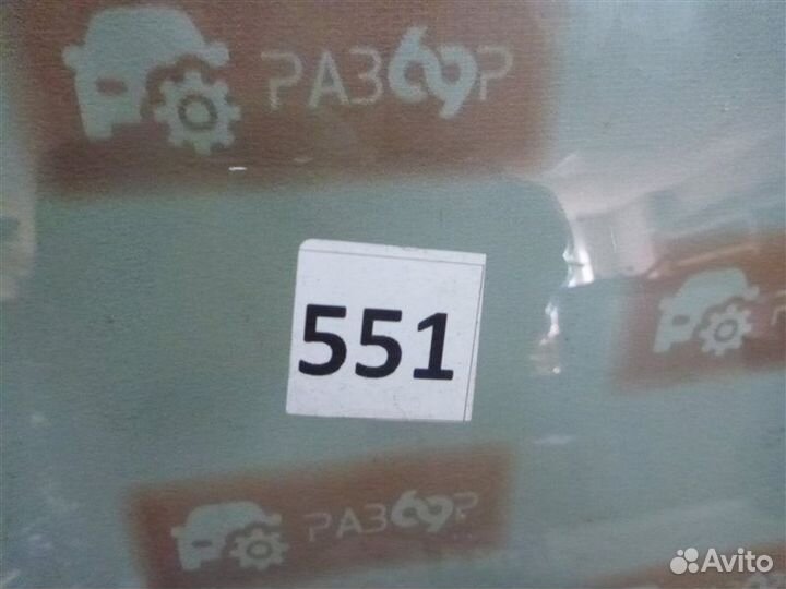 Стекло двери переднее правое Toyota Prius NHW20