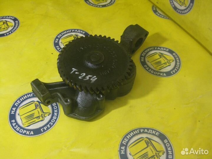 Насос масляный 51051033086 MAN, TGA