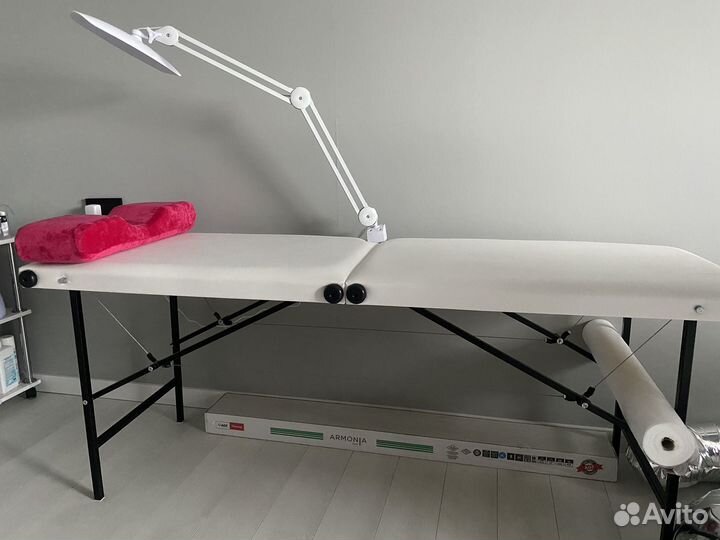 Косметологический стул