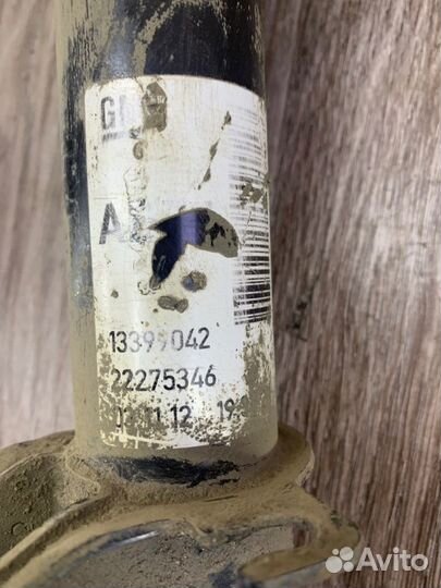 Амортизатор правый Opel Corsa D