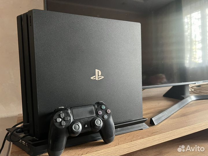 Sony playstation 4 pro 1tb