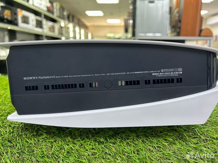 Игровая приставка Sony PlayStation 5 с дисководом