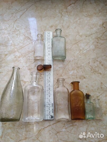 Старинные бутылочки, пробка 9 предметов