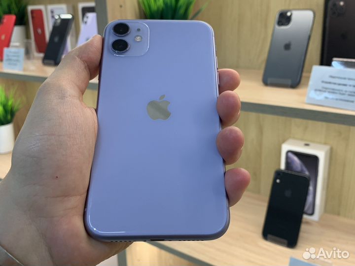 iPhone 11, 64 ГБ