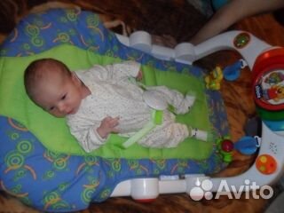 В аренду. Эл.качели и шезлонг для новорожденных