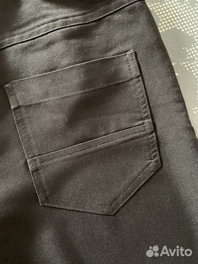 Брюки черные школьные на мальчика Pelican 140-146