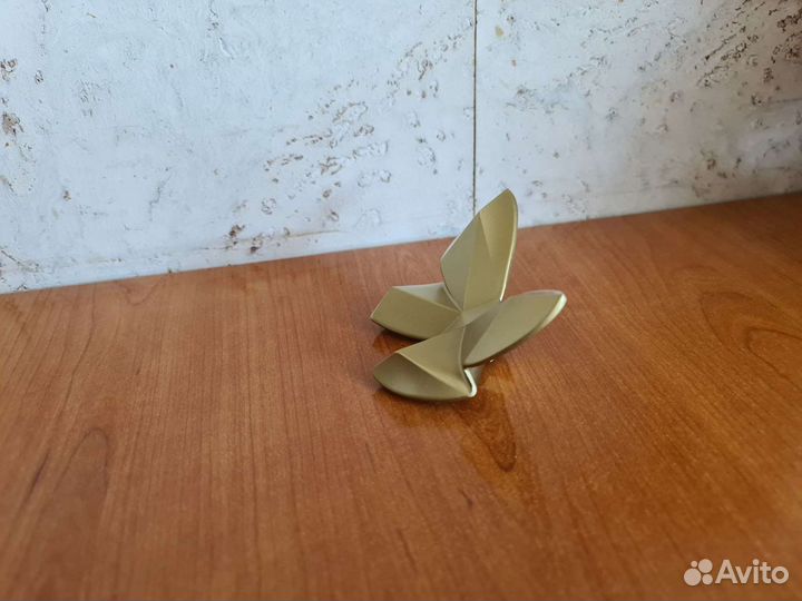 Авторские фигурки бабочек, металл