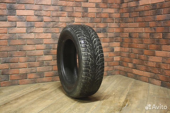 Nokian Tyres Hakkapeliitta 9 225/65 R17