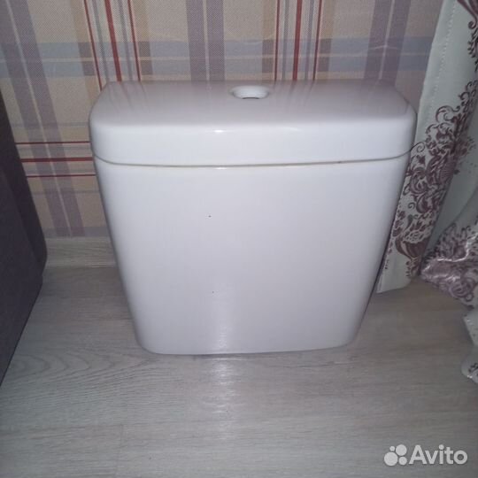 Унитазный бачок