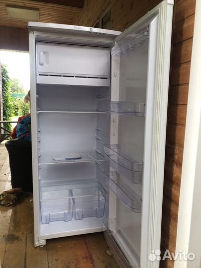 Холодильник однокамерный Бирюса 6