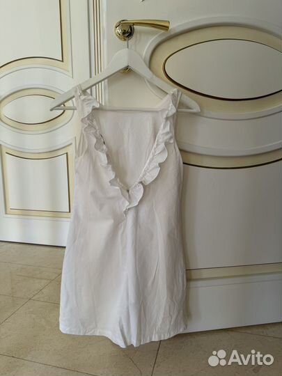 Платье Zara с рюшами и открытой спиной