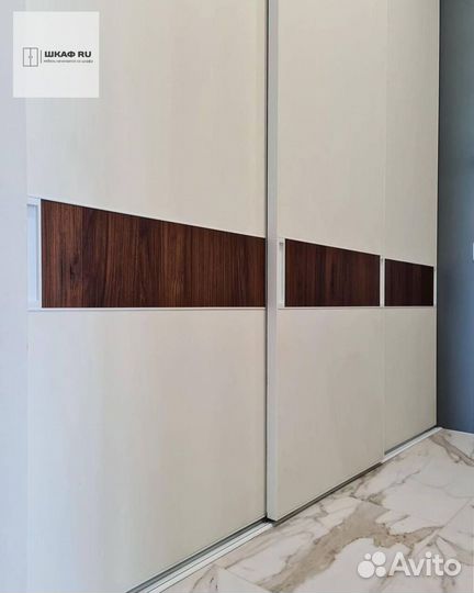 Шкаф распашной с фрезеровкой