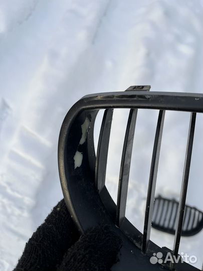 Решетка радиатора BMW 5 E60