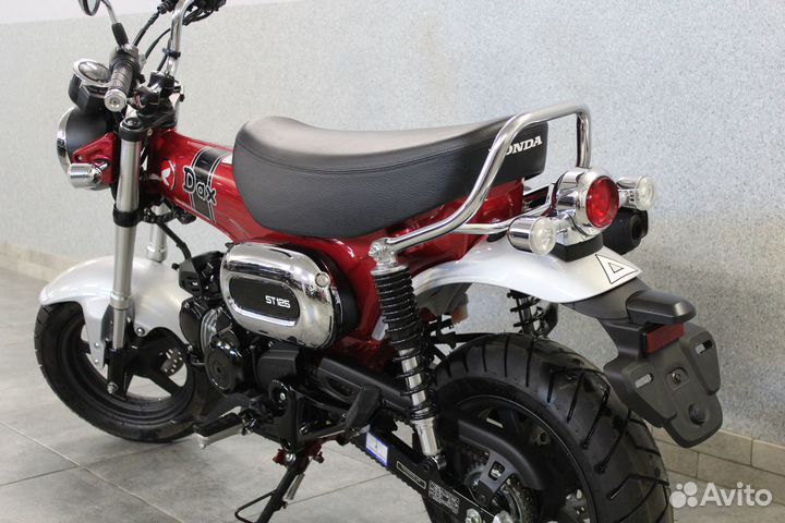 Новый мопед Honda DAX125