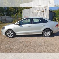 Volkswagen Polo 1.6 MT, 2012, 224 000 км, с пробегом, цена 709 000 руб.