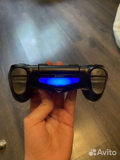 Джойстик PlayStation 4